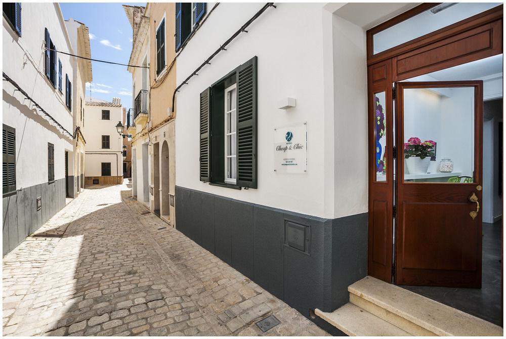 Cheap & Chic Hotel Ciutadella  Bagian luar foto