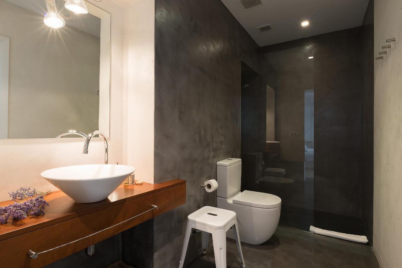 Cheap & Chic Hotel Ciutadella  Bagian luar foto